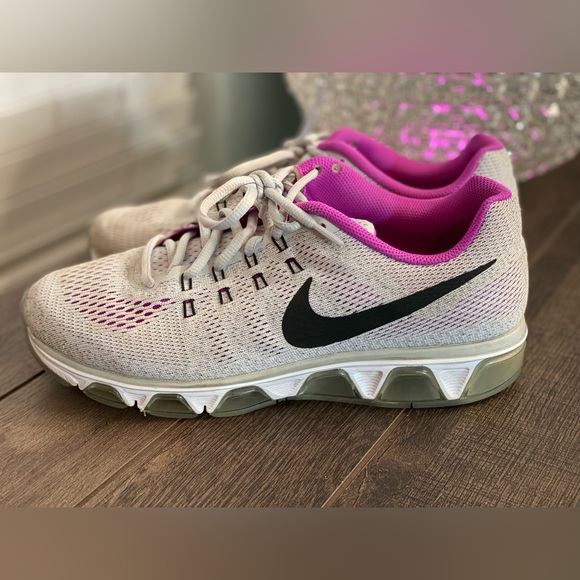 Nike Air Max Tailwind Running Shoes - Picture 7 of 15